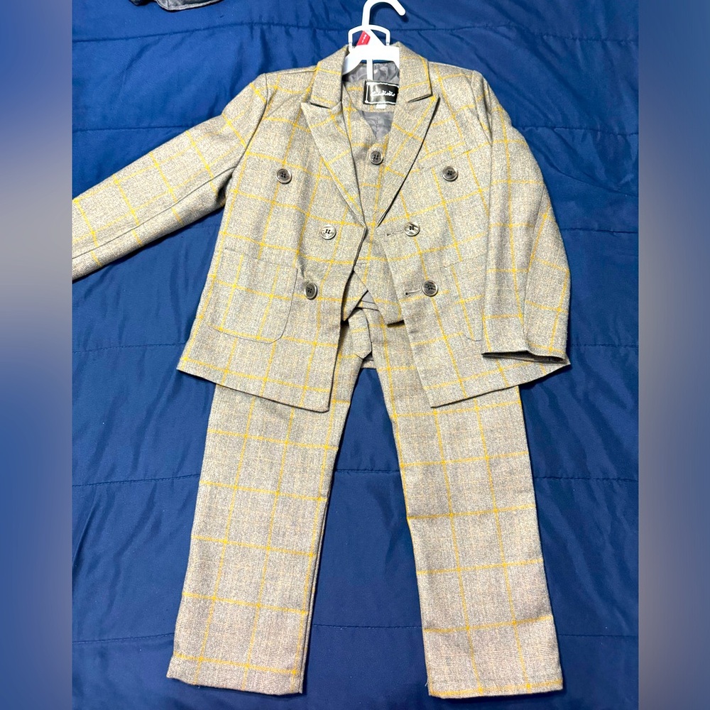 Boys suit